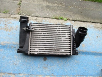 Интеркулер x trail t32 qashqai 2 j11 14461-4be0a фото №1