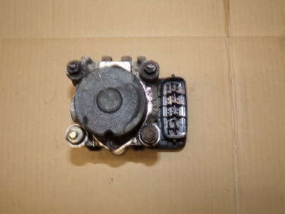 Насос abs 44510-28080 toyota previa ii 01-06r. фото №1