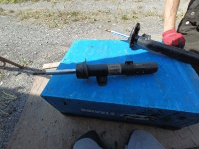 Bmw e87 e81 e82 амортизатор перед передний левый 6771553 фото №1