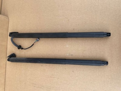 Proceed iii амортизаторы крышки багажника левый правый фото №1