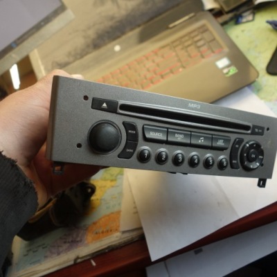 Peugeot 308 радио заводской cd mp3 96650206xh фото №1