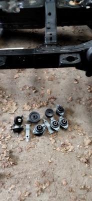 Jeep wrangler jl 2018- 24 подушка рамы фото №1