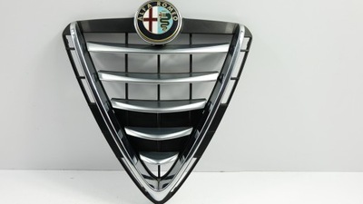 Alfa romeo giulietta решітка радіатора решітка радіатора 156102772 фото №1