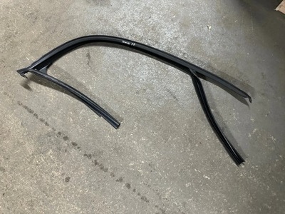 Skoda scala прокладка дверь правая перед фото №1