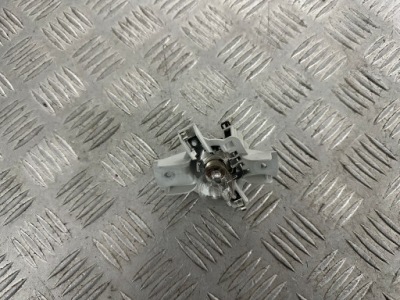 Seat altea toledo iii вкладиш лампи лівий задня цоколь 5p0945257 фото №1