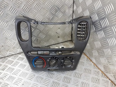 Панель управление обдув toyota yaris verso фото №1