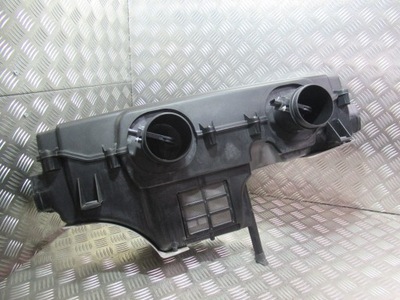 Audi r8 5.2fsi корпус фильтра воздуха 420133837 фото №1