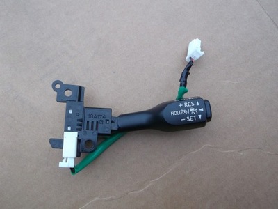 Toyota prius iv 15- переключатель круиз-контроль фото №1