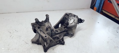 Кронштейн генератора audi a3 vw 03l903139e оригінал ! фото №1