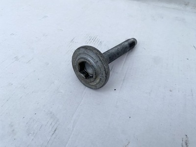 Sprinter 910 18- болт полуось передний привод фото №1