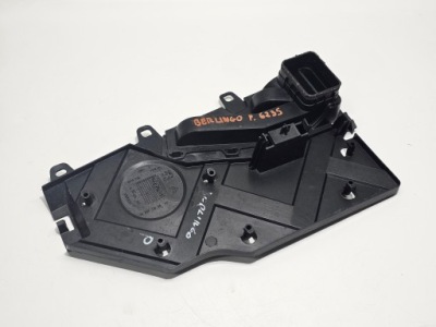 Захист панелі консолі права berlingo partner iii 1.6 hdi #6235 фото №1