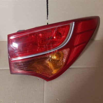 FARO PARTE TRASERA DERECHA HYUNDAI SANTA FE 3 SIMPLE 13-  