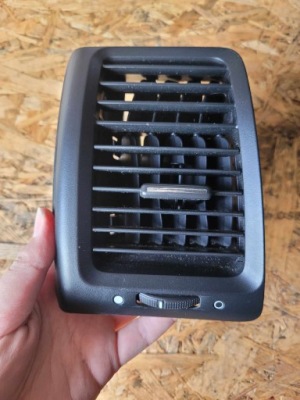 Honda accord vii 7 решітка обдув панелі ліва фото №1