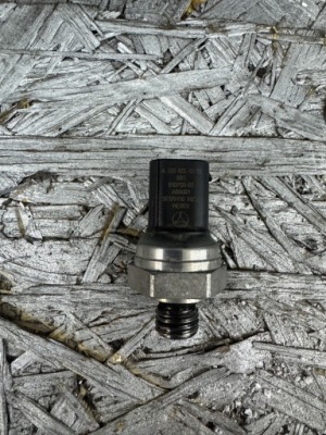 Датчик давления выхлопных газов mercedes om654 om656 фото №1