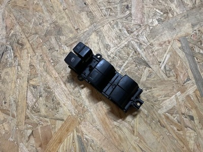 Панель переключатель окон toyota chr c-hr ch-r 84040-f4090 фото №1