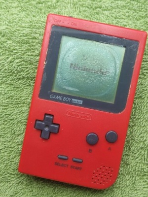 Nintendo Game Boy Pocket Red