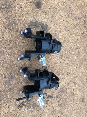 Подушка двигуна rav4 19- hybrid фото №1