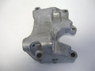 Кронштейн генератора audi a8 a6 фото №1