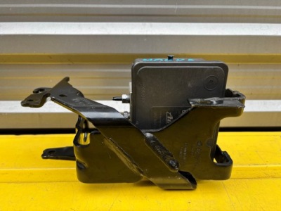 Opel mokka b насос abs 9841360680 фото №1