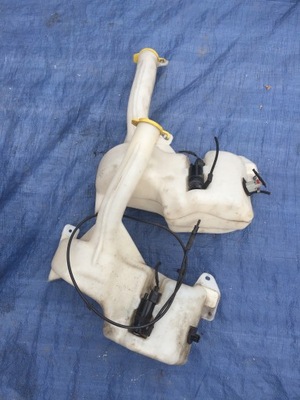 Lancia thema 12 13 14 бачок омивача фото №1