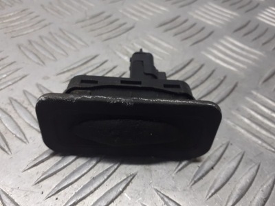 Микровыключатель замка крышки renault scenic ii 1.5dci 8200078258 фото №1