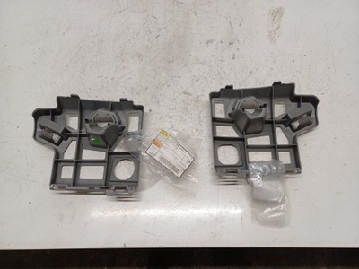 Skoda rapid lift 17- кронштейн розпилювача лампи праве ліва фото №1