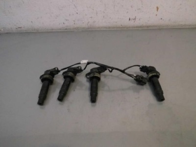 Катушка зажигания kia venga 1.4 27301-2b010 фото №1