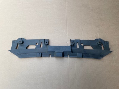 Audi e-tron накладка радиатора ремень перед 4ke807082 фото №1