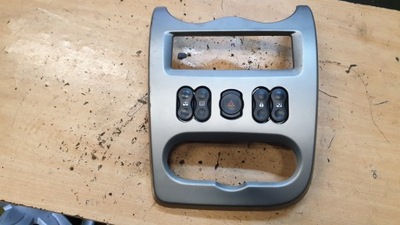 Dacia sandero i консоль средняя рамка фото №1