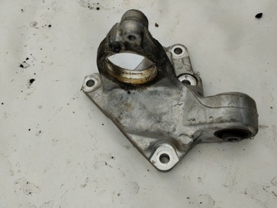 Citroen ds5 2.0 hdi опора полуось фото №1