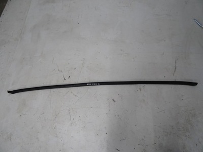 Opel insignia a kombi прокладка дверь левая фото №1