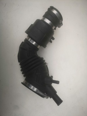 Kia sportage iv 18- труба патрубок шланг резонатор фото №1