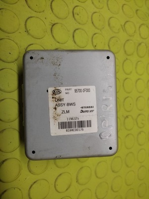 Kia opirus блок управления модуль парковки 957003f000 фото №1