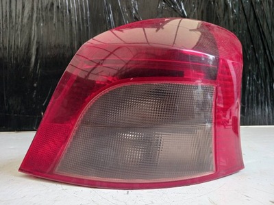 Лампа права задня toyota yaris ii 5d фото №1