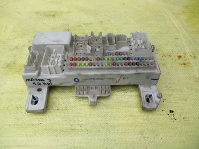 Mazda 3 focus mk2 lift коробка модуль bsi b4pk66730e фото №1