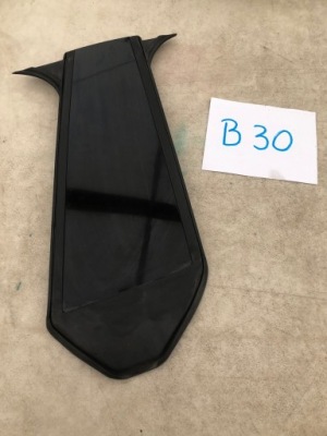 Mercedes cla захист стійка a11769001790q фото №1