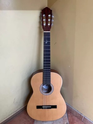 GITARA KLASYCZNA HOFNER HC 206 4/4 Z FUTERAŁEM