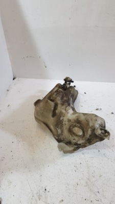 Бачок омывателя peugeot 307 2003 2004 фото №1