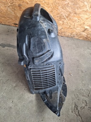 Підкрилок передні праве rs3 8v5821172m фото №1