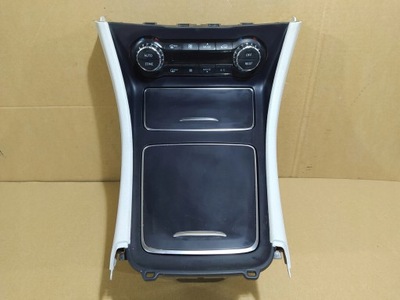 Mercedes w246 панель кондиціонера консоль середня фото №1