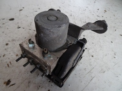 Насос abs mercedes w245 a0064313812 фото №1