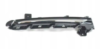 Решётка радиатора бампере правая v40, 07.12- 90c227-2 фото №1