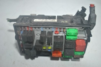 Коробка предохранителей opel corsa d 13217392ef фото №1