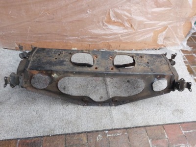 Підрамник балка підвіска задній aston martin vantage db7 01r фото №1