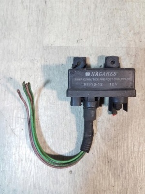 Реле свічка розжарювання volvo s40 v40 1.9td фото №1