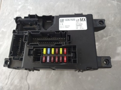 Коробка модуль bsi opel corsa d 13367920 mx фото №1