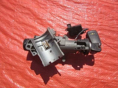 Chevrolet camaro 6.2i 2014 замок зажигания ключ фото №1