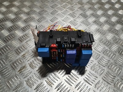 Коробка запобіжників renault captur ii 19- фото №1