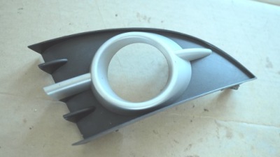 Scenic 2 рестайлінг  решітка halog бампер перед p0009512 фото №1