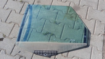 Скло ліва задня audi 80 93r sedan фото №1